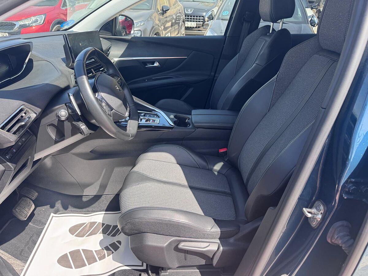 PEUGEOT 3008 ALLURE 1.6 PHEV AUTO SPANISH LHD IN SPAIN 51000 MILES SUPERB 2021